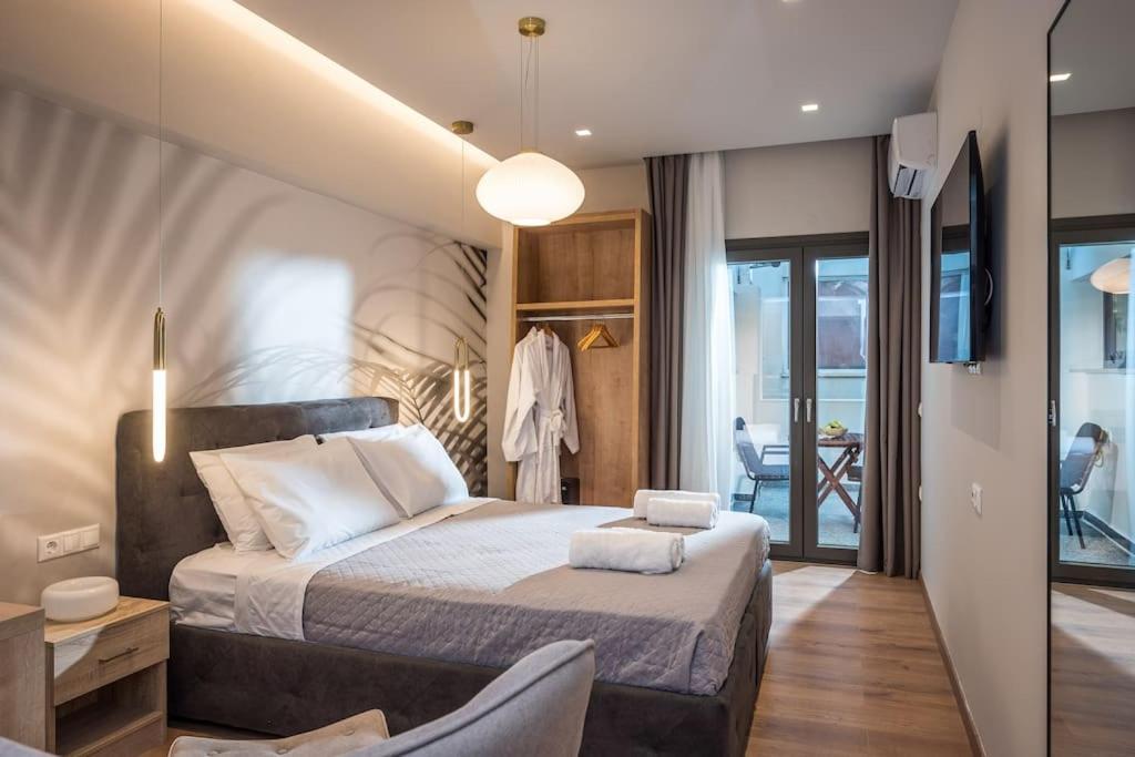 Amalia's Luxury 3